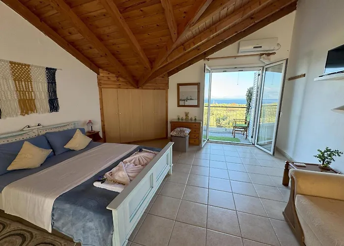 Filoxenia 8 アパート *